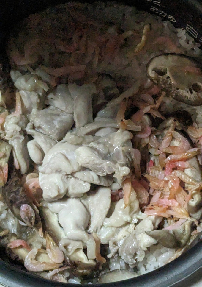 桜えびとしいたけと鶏肉の炊き込みご飯-レシピのメイン写真