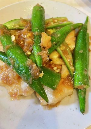 鶏むね肉とオクラのおかか和え-レシピのメイン写真