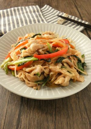 豚肉とたっぷり野菜のチャプチェ-レシピのメイン写真