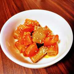 รูปของ 炊飯器de大根とコンニャクの甘辛炊き