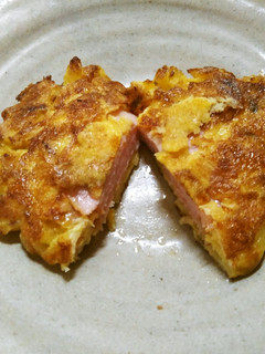 ハムのパン混ぜオム焼きピカタ風-レシピのメイン写真