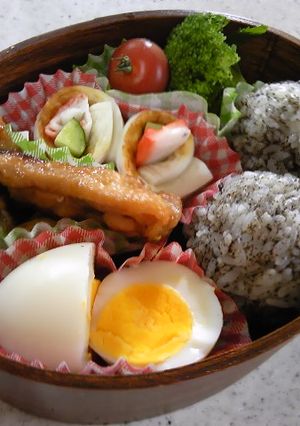 【お弁当】ちくわ・梅・海苔のくるくる-レシピのメイン写真