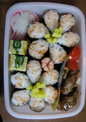 娘のお弁当＊花はな細巻き-レシピのメイン写真