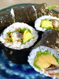 鰻の蒲焼で・うまき巻き寿司-レシピのメイン写真