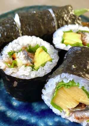 鰻の蒲焼で・うまき巻き寿司-レシピのメイン写真