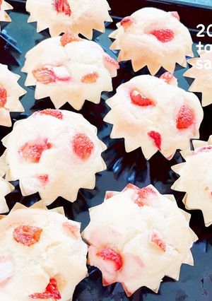 クリームチーズといちごのマフィン-レシピのメイン写真