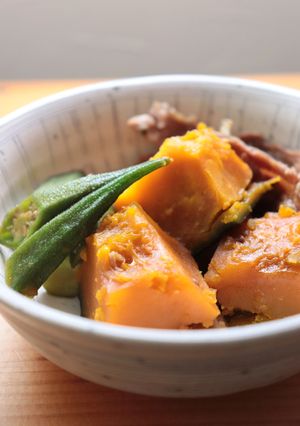 美味簡単♪豚肉レンジかぼちゃオクラの煮物-レシピのメイン写真