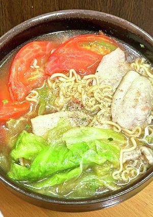 レタス＆トマトでサッポロ一番醤油ラーメン-レシピのメイン写真