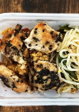 糖質オフ弁当/ゴマチキンソテー-レシピのメイン写真