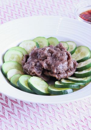 宮崎牛とズッキーニのレンジ蒸し香味ソース-レシピのメイン写真