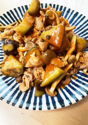 なすとしめじと豚肉のケチャップ炒め-レシピのメイン写真