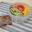 スクリュ容器で汁漏れ無し、冷やし中華弁当
