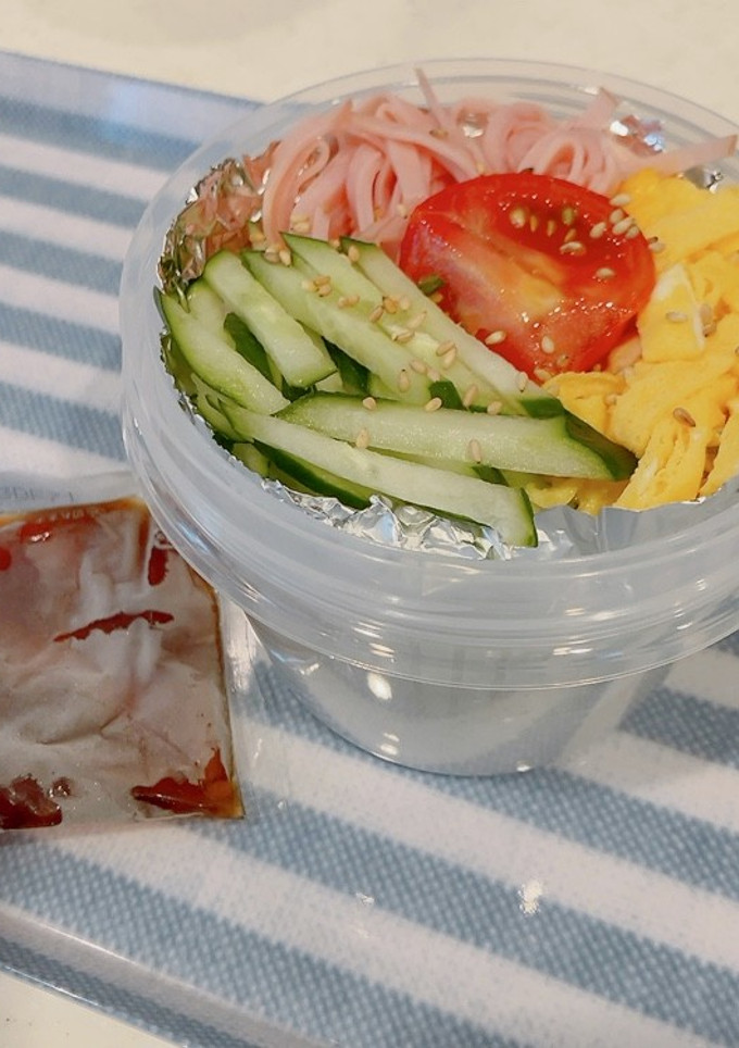 スクリュ容器で汁漏れ無し、冷やし中華弁当-レシピのメイン写真