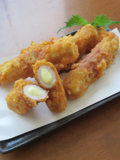 【 ちくわの唐辛子にんにくチーズ天ぷら】-レシピのメイン写真