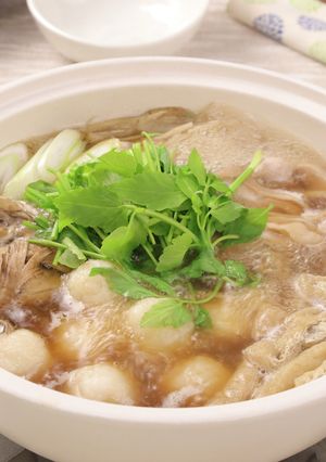 鶏のスープで温まる☆秋田名物だまこ鍋-レシピのメイン写真