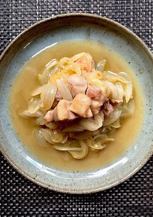 鶏もも肉の玉ねぎワイン煮-レシピのメイン写真