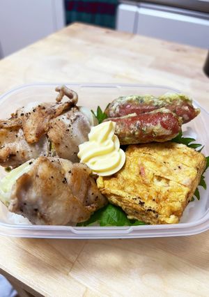 夏にぴったり！レタスマヨの豚バラ巻き弁当-レシピのメイン写真