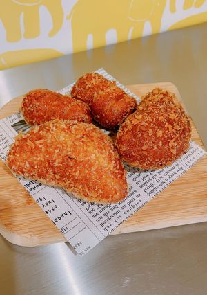 絶品！カレーパンandウインナーロール-レシピのメイン写真