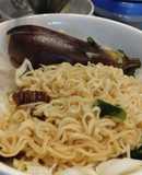サッポロ一番しょうゆ味冷茄子ラーメン
