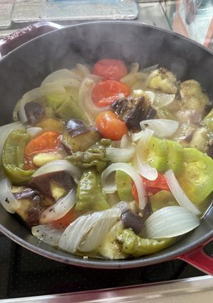 無水鍋で作る夏野菜の煮込みスープ-レシピのメイン写真