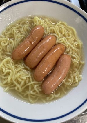 【簡単】限界ウィンナーラーメン-レシピのメイン写真