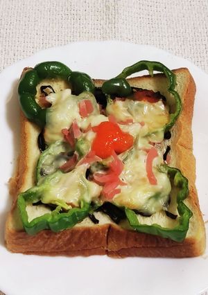 “チーごま昆布煮ピー紅葉おろしトースト”-レシピのメイン写真
