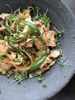 豚バラとピーマンの塩昆布生姜焼き-レシピのメイン写真