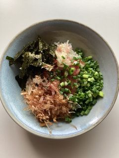 マグロのタタキどんぶり-レシピのメイン写真