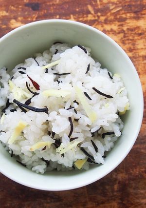 塩吹ひじきと生姜ご飯-レシピのメイン写真