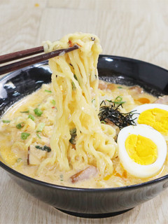 旨辛♡辛ラーメンでロゼラーメン-レシピのメイン写真