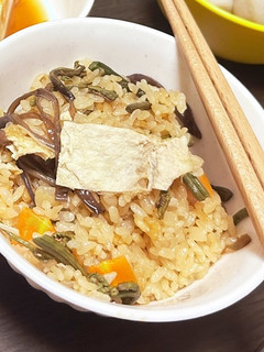 山菜炊き込みご飯-レシピのメイン写真