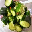 スタミナ満点!叩ききゅうりのにんにく和え
