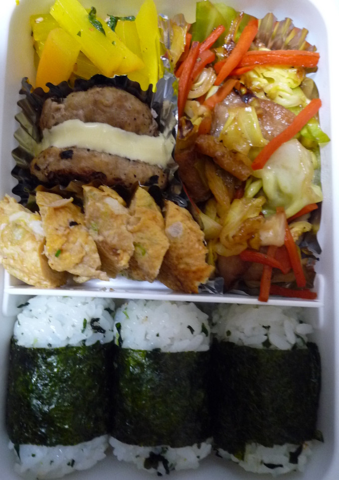 お弁当にも☆鶏皮とキャベツの和風炒め-レシピのメイン写真