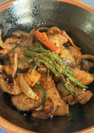 山賊焼風スタミナ豚丼-レシピのメイン写真