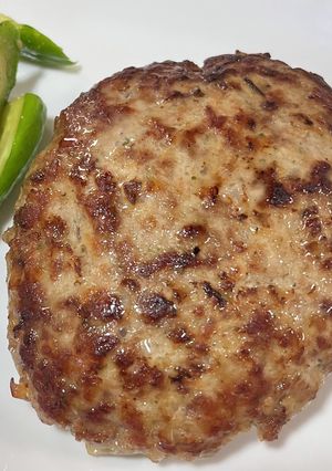 粗挽き牛肉と豚ひき肉の肉肉ハンバーグ-レシピのメイン写真
