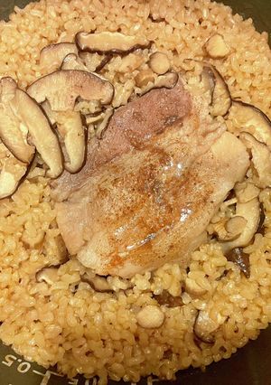 発芽玄米の炊き込みご飯(豚ばらと椎茸)-レシピのメイン写真