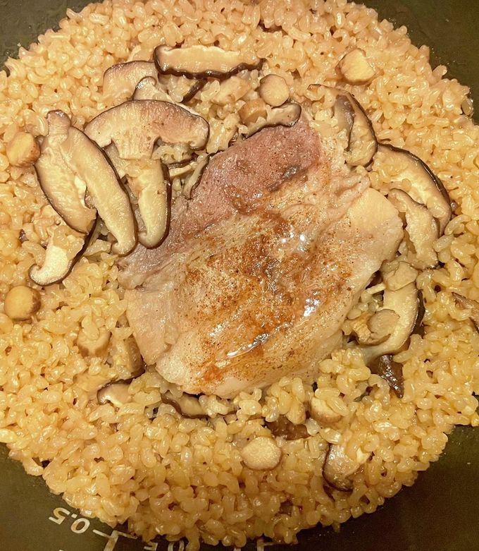 発芽玄米の炊き込みご飯(豚ばらと椎茸)-レシピのメイン写真