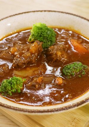 魔法の調味料で♪お家で本格ビーフシチュー-レシピのメイン写真