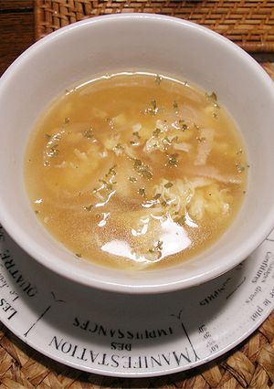 ベーコンとタマネギと卵のスープ-レシピのメイン写真
