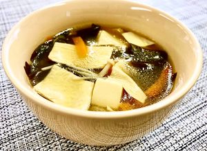 豆腐とゆばのすまし汁＠つくば市学校給食-レシピのメイン写真