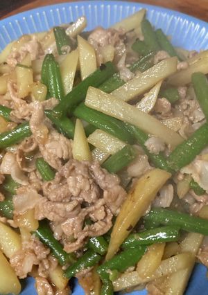 ジャガイモとインゲン豚こまの醤油炒め-レシピのメイン写真