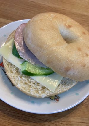コストコベーグルでサンドウィッチ-レシピのメイン写真