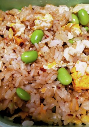 お弁当用に朝から炒飯♪枝豆入り(笑)-レシピのメイン写真