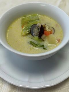 具だくさん!しじみと野菜の味噌豆乳スープ-レシピのメイン写真