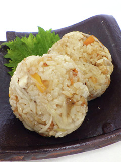 干し大根入り炊き込みおにぎり-レシピのメイン写真