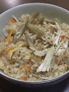 鳥ごぼう釜飯-レシピのメイン写真