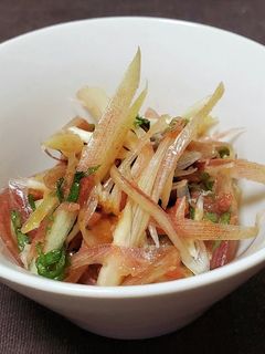 茗荷•大葉•梅 和え 夏バテ茗荷大量消費-レシピのメイン写真