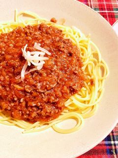 簡単でもお味は本格的なミートソースパスタ-レシピのメイン写真