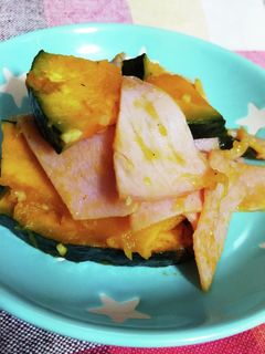 かぼちゃとハムのガリバタしょう油炒め-レシピのメイン写真