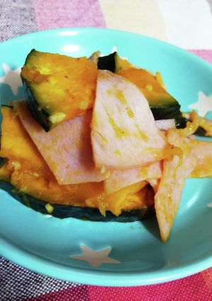 かぼちゃとハムのガリバタしょう油炒め-レシピのメイン写真